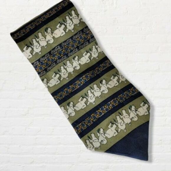 Coca Cola Silk Tie Polar Bear Coke Logo Pattern Green and Blue 100% Silk - Picture 1 of 4